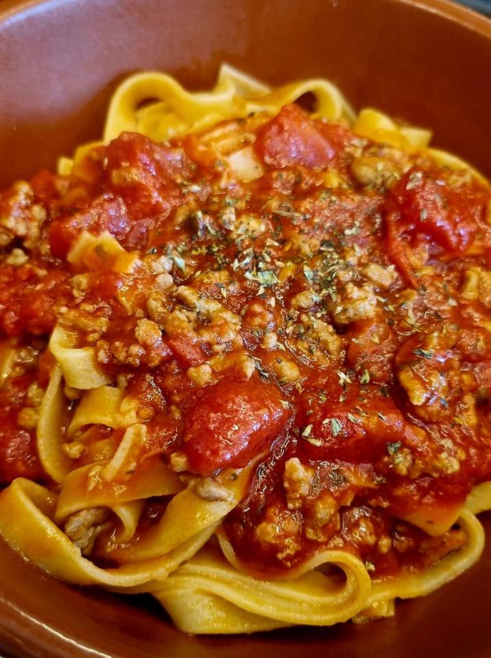 Tagliatelles bolognaise maison – La Cantina Fragapane